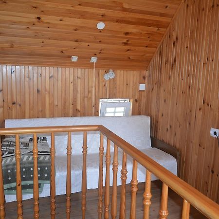 Guesthouse "Nakvyne Pas Zveja" Nagliu Street 니다 외부 사진