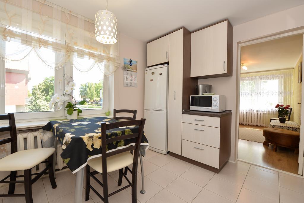 Guesthouse "Nakvyne Pas Zveja" Nagliu Street 니다 외부 사진