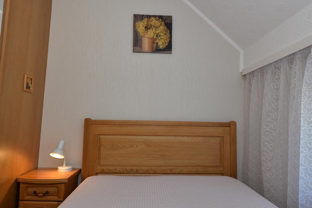Guesthouse "Nakvyne Pas Zveja" Nagliu Street 니다 외부 사진