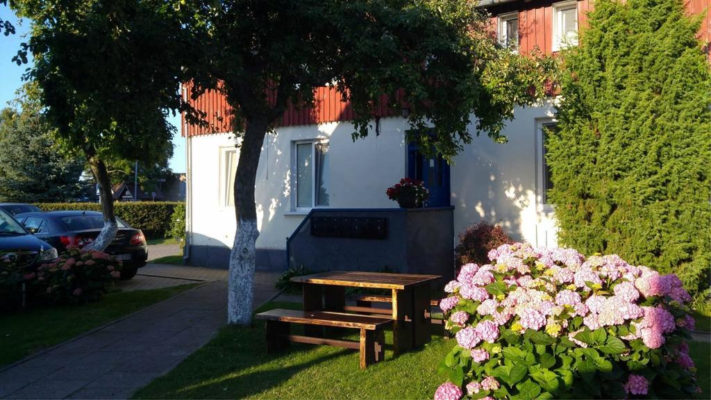 Guesthouse "Nakvyne Pas Zveja" Nagliu Street 니다 외부 사진